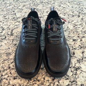 Stylish and Versatile Cole Haan Men’s Casual Sneaker!